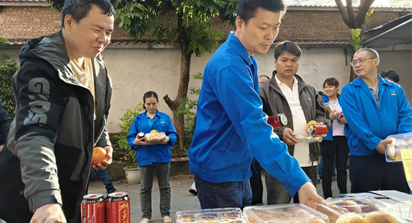 一份紧急订单，藏着最动人的互相成就 |广有五金&东莞合页